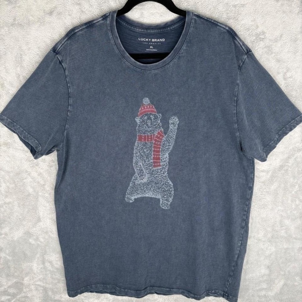 Lucky Brand Christmas T-Shirt XL Blue Bear Holiday Graphic Short Sleeve Mens